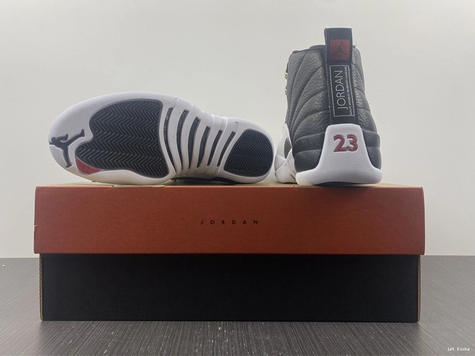 - 12 Playoffs CT8013-006 Retro (2022) Jordan 1107